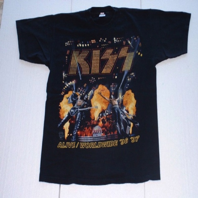 1997 KISS_Alive_Worldwide_tour_96__97_b.jpg